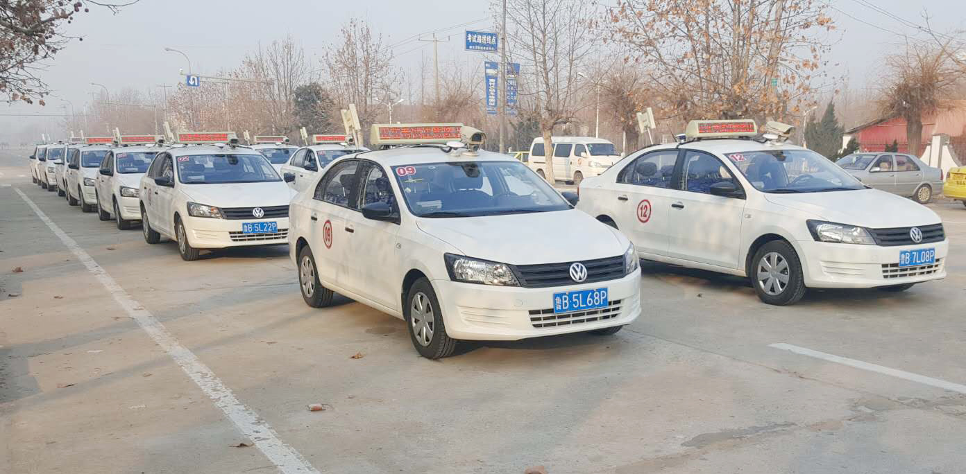 科目三考试车